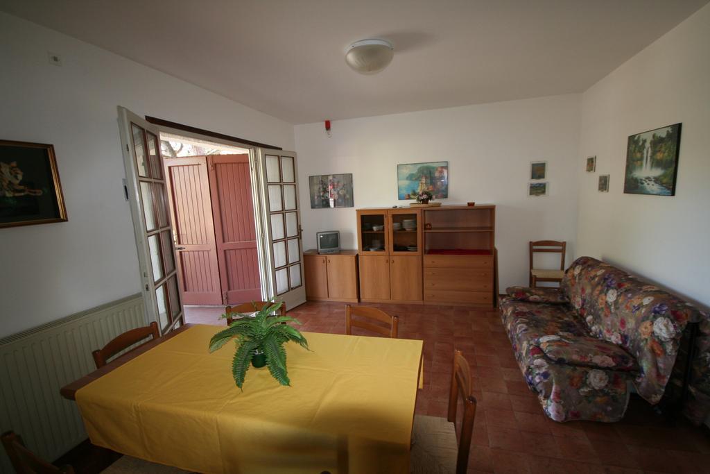 Ba - Villa Stella - 3 Apartments- Lignano Sabbiadoro Eksteriør bilde